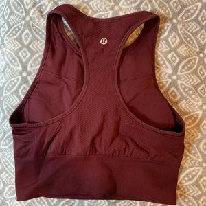 Lululemon Womens cropped high neck tank